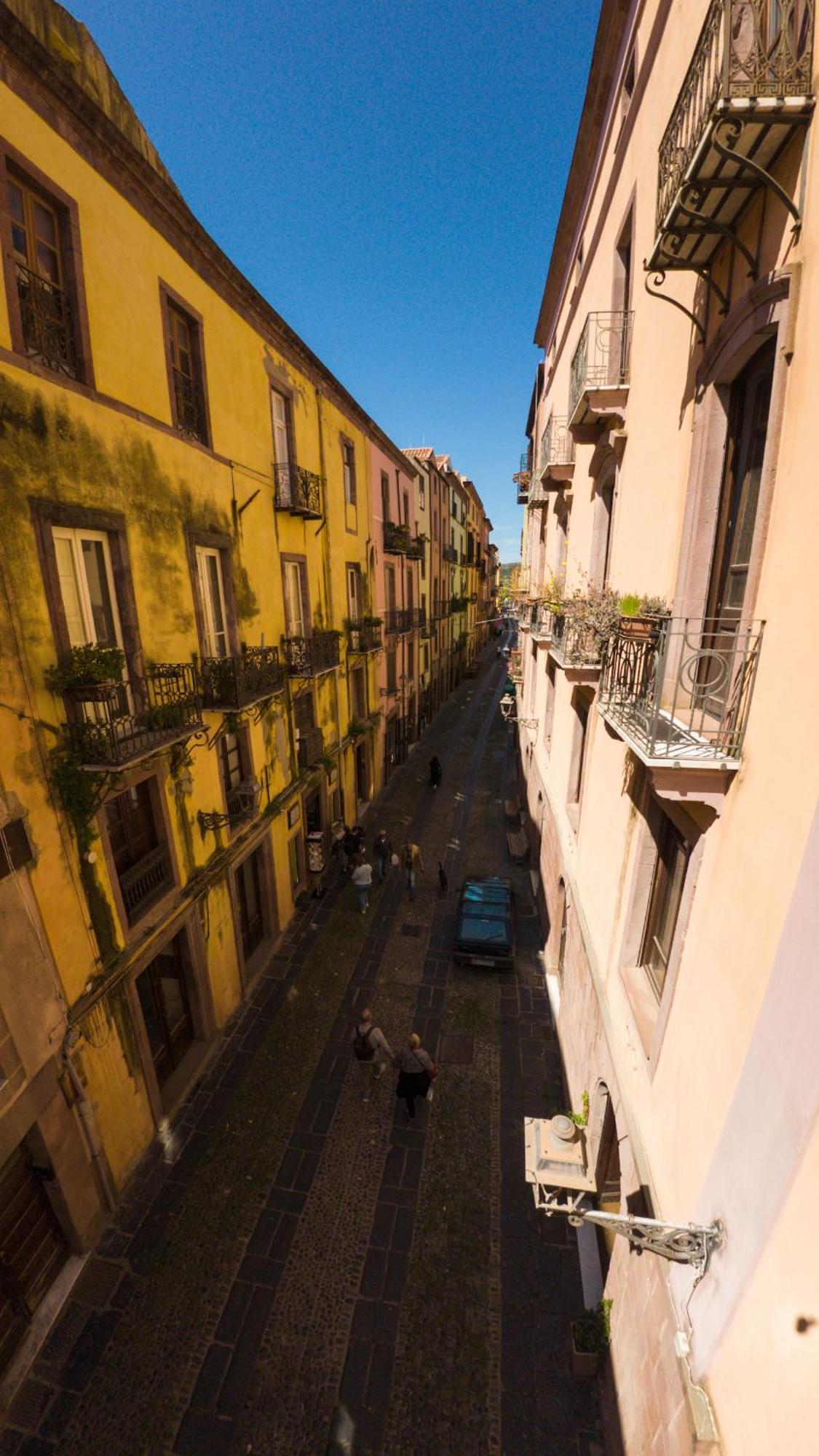 Sardinian Gallery Corso 博萨 客房 照片